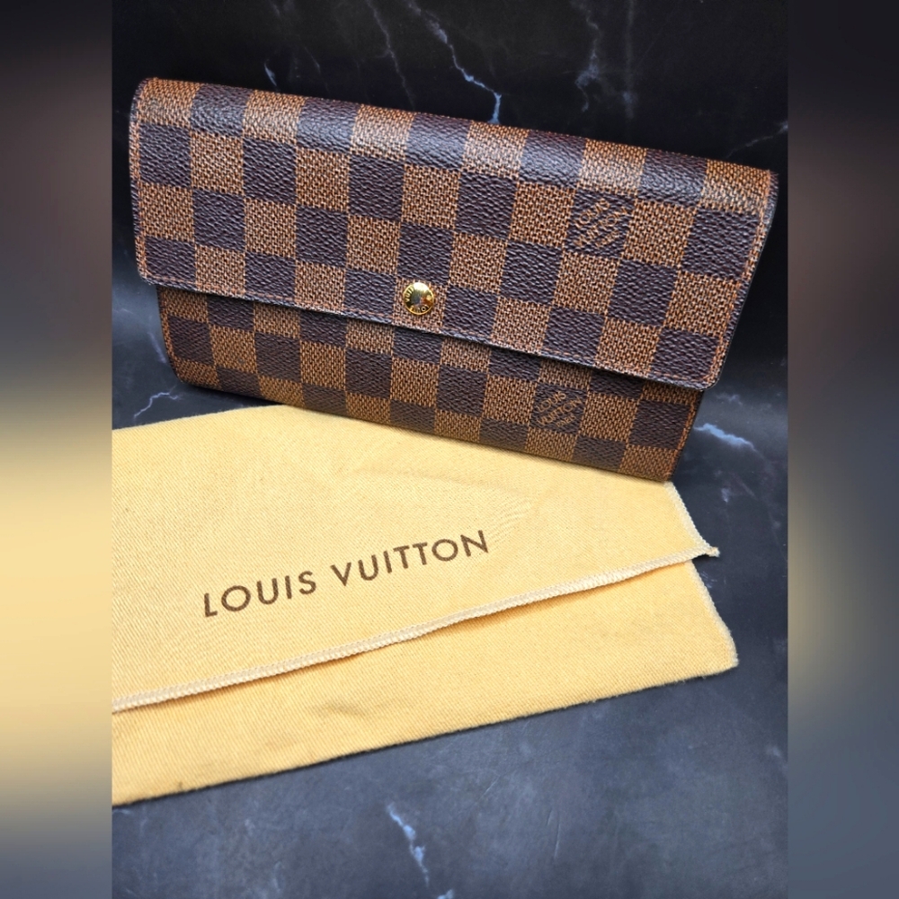 EUC Louis Vuitton Damier Ebene Coated Canvas Leather Sarah Long Wallet